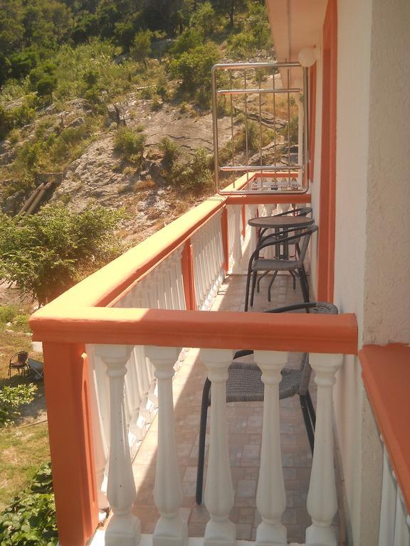 Apartments Brnjada Sutomore Room photo